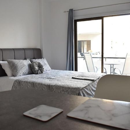 Marias Apartment - In City Centre,Near Beach لارنكا المظهر الخارجي الصورة
