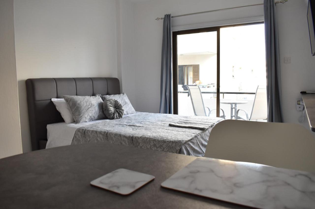 Marias Apartment - In City Centre,Near Beach لارنكا المظهر الخارجي الصورة
