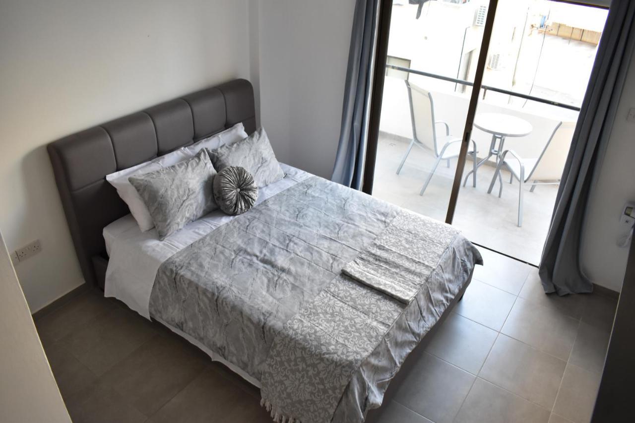 Marias Apartment - In City Centre,Near Beach لارنكا المظهر الخارجي الصورة
