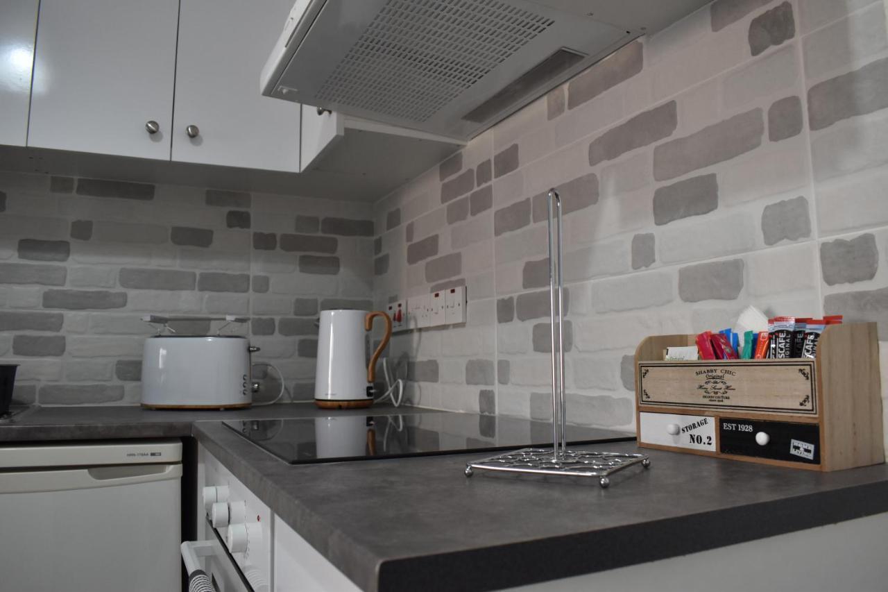 Marias Apartment - In City Centre,Near Beach لارنكا المظهر الخارجي الصورة